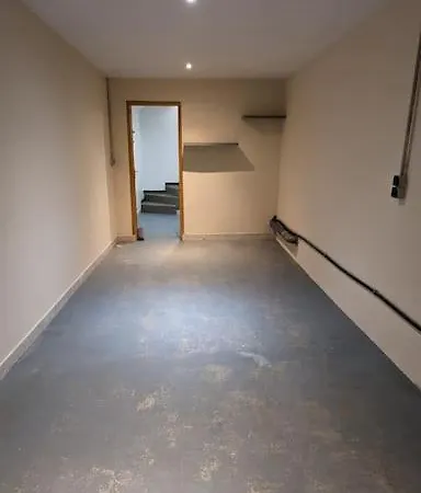 Maison De Village Avec Garage *